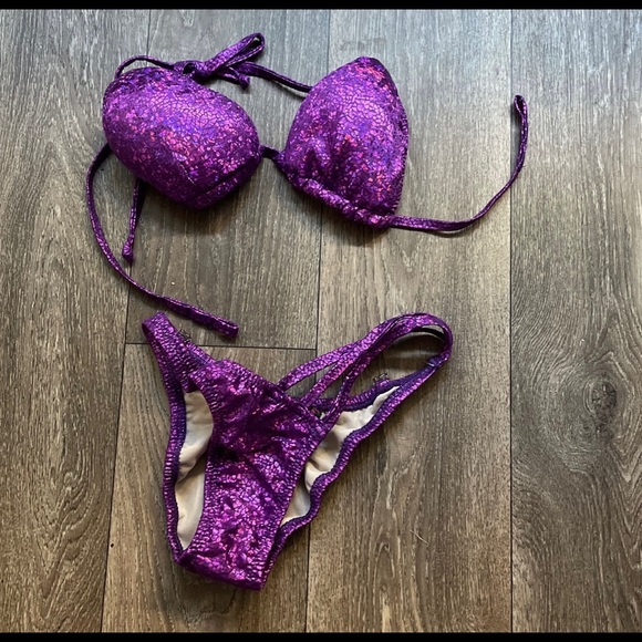 Custom Competition Bikini - Picture 1 of 1